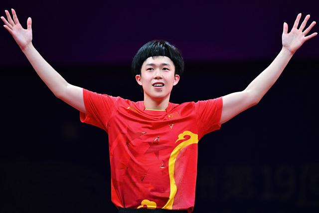 9you娱乐-关于劲敌对决！选手拼尽全力，争夺领先地位的信息