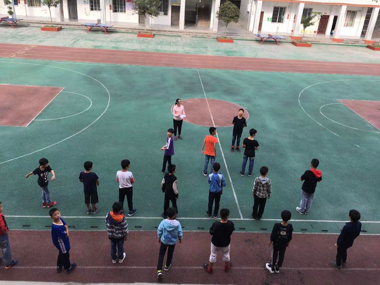 九游娱乐官方网站-墨西哥篮球与篮球健儿热身备战的简单介绍