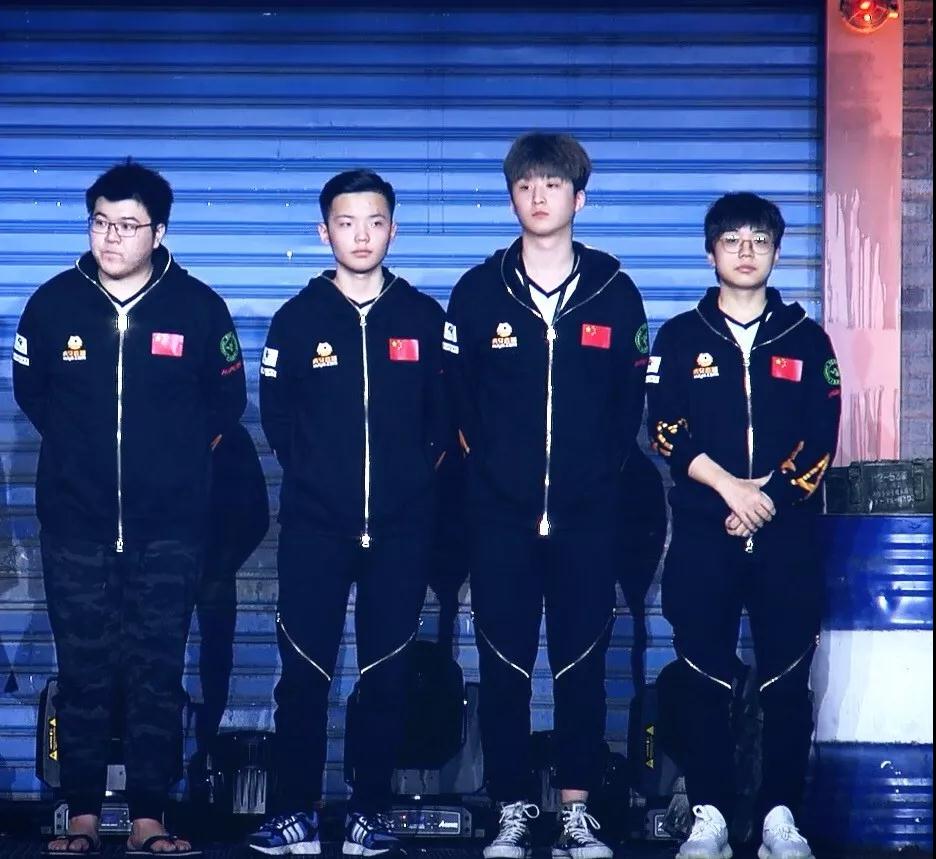 关于绝地求生选手爆冷获胜，专家预测失准的信息